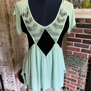 Buckle BKE Boutique Beaded Blouse NWOT L
